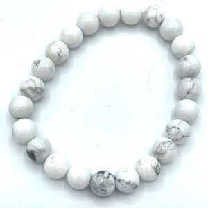 Howlite 8mm stretch bracelet beaded bracelet 7” stretch crystal healing patience